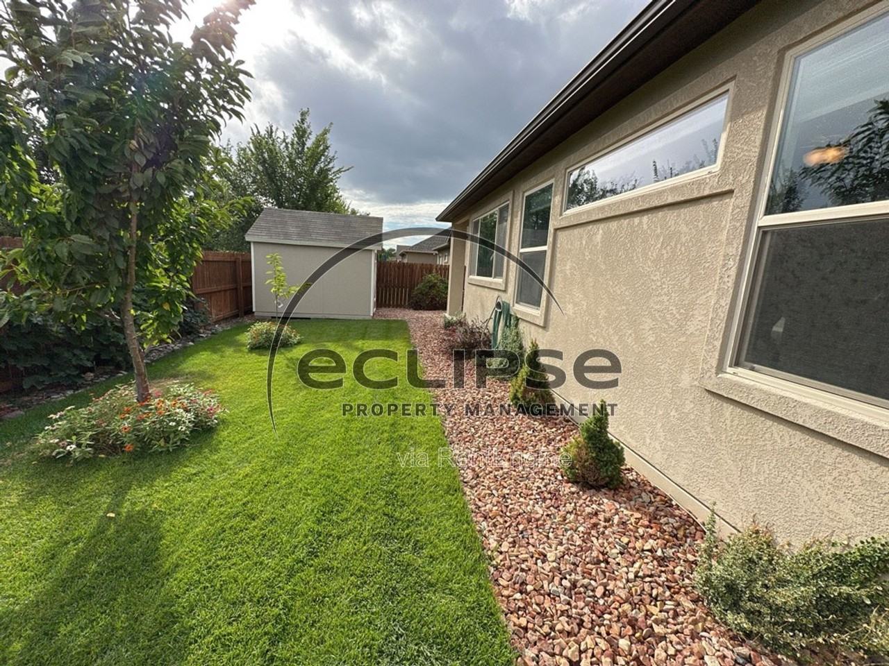 2921 Magnolia Ave - Photo 5 of 50