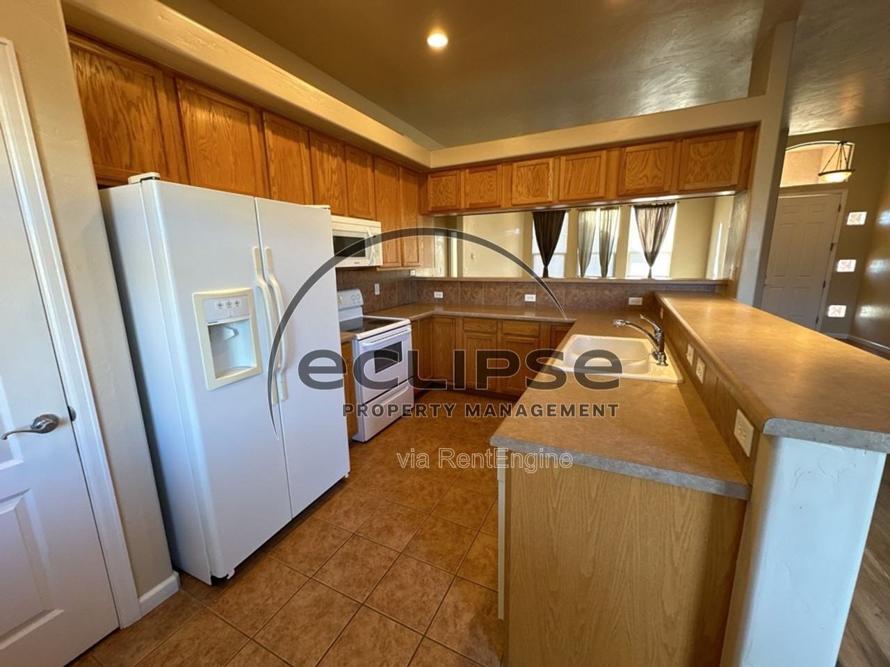 2508 Pierce Ave - Photo 5 of 20