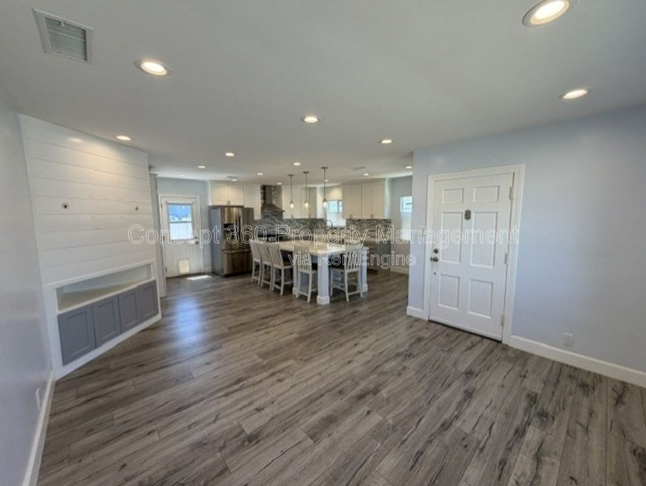 2287 Belmont Ave - Photo 5 of 40