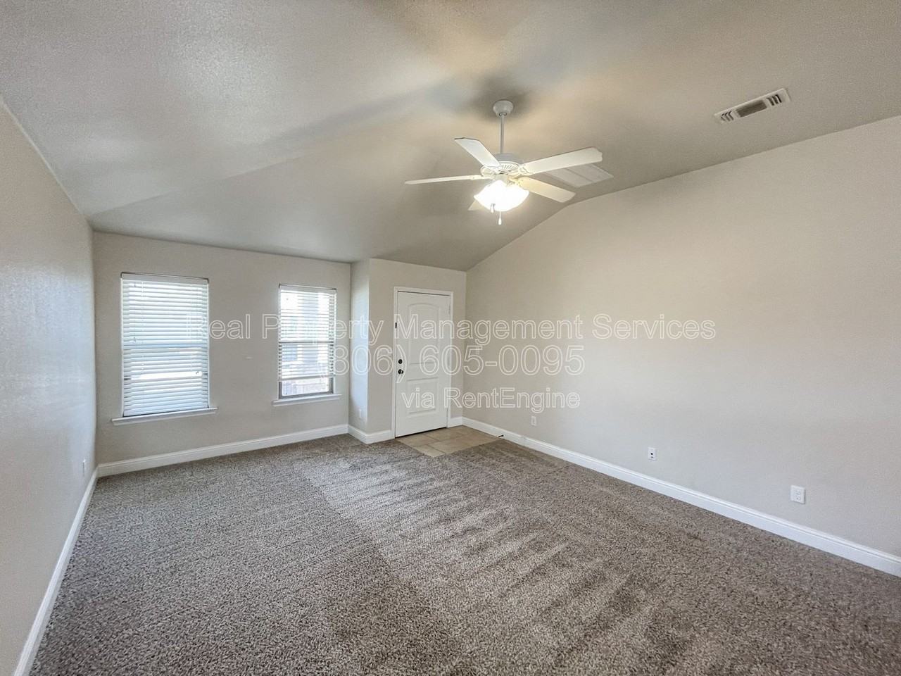 6930 37th St - Photo 2 of 12