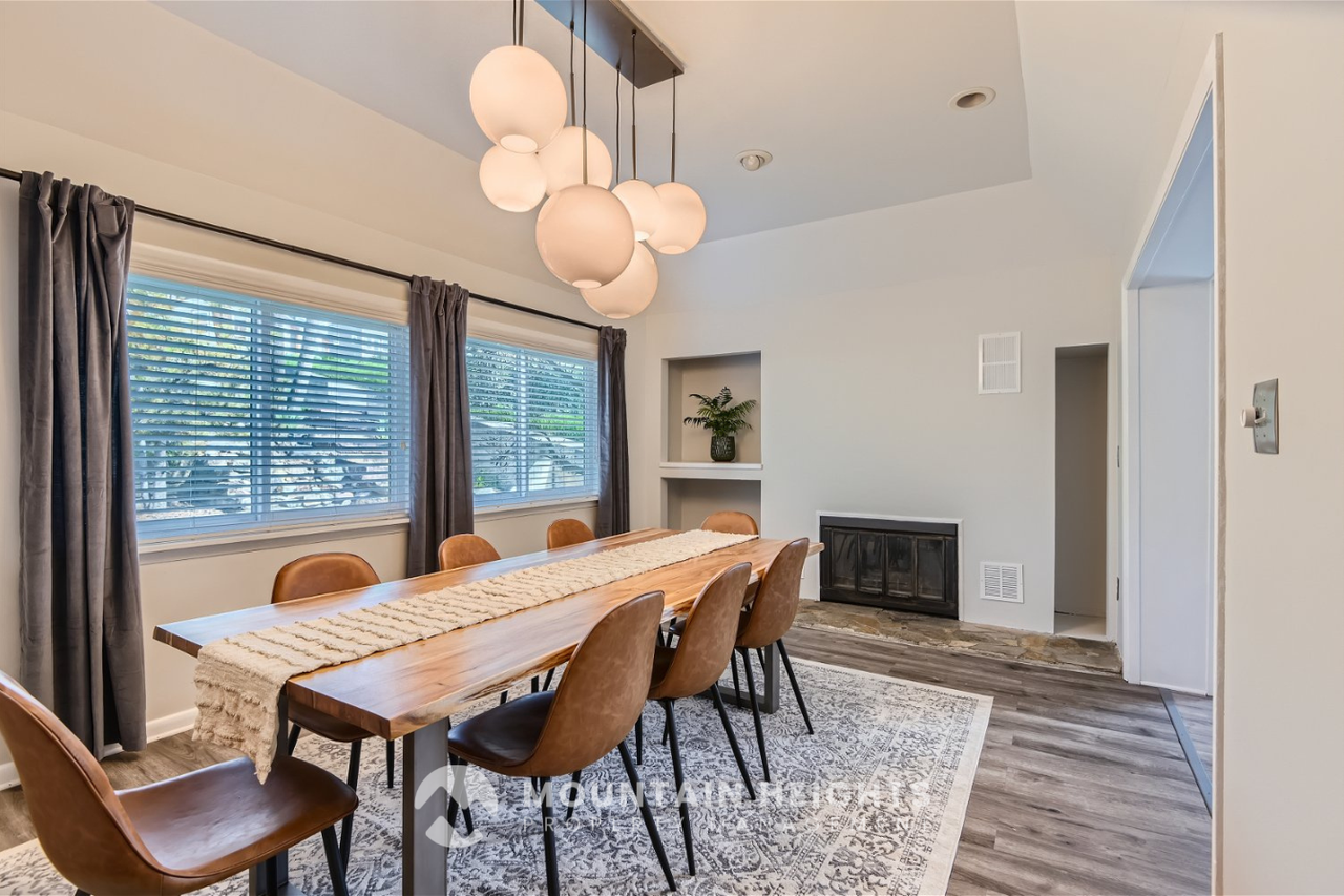 677 N Westcapitol St - Photo 6 of 31
