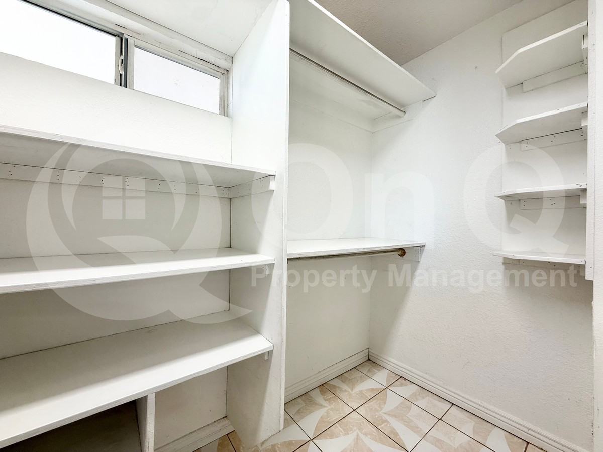 4009 N 48th Ave - Photo 7 of 28