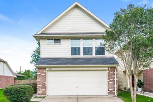 featured image of 8238 Fuqua Gardens Dr