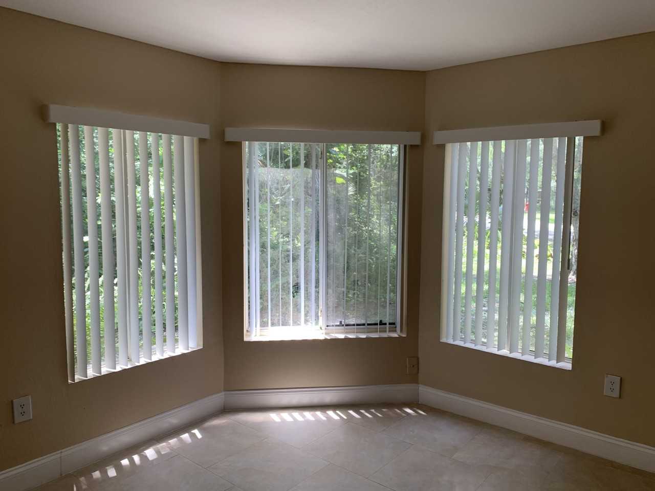 2460 Nwst #1701 - Photo 3 of 42