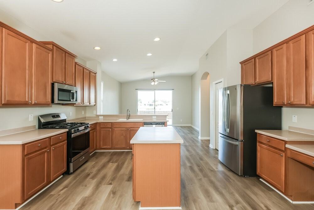 5234 Clover Mist Dr - Photo 6 of 16