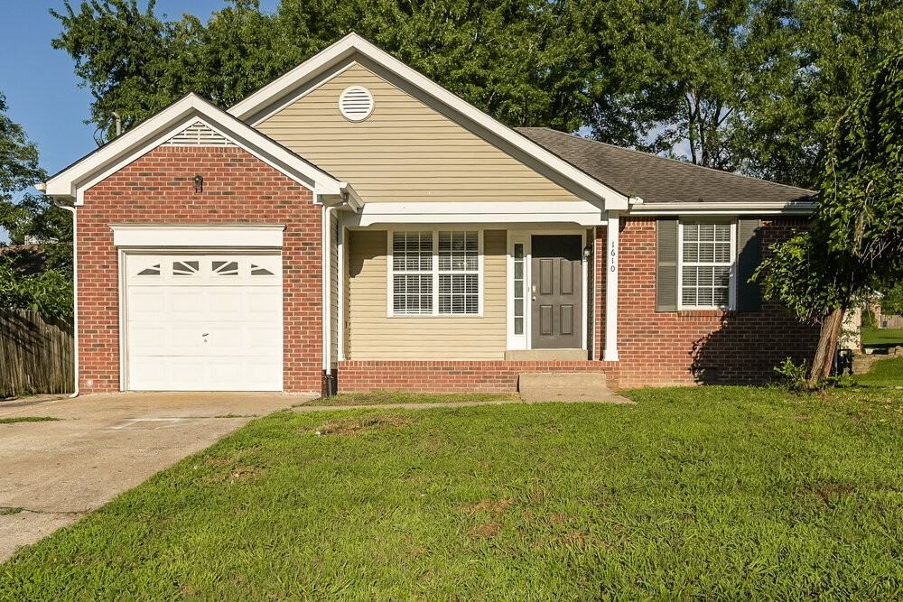 1610 Cedar Tree Ln - Photo 2 of 16