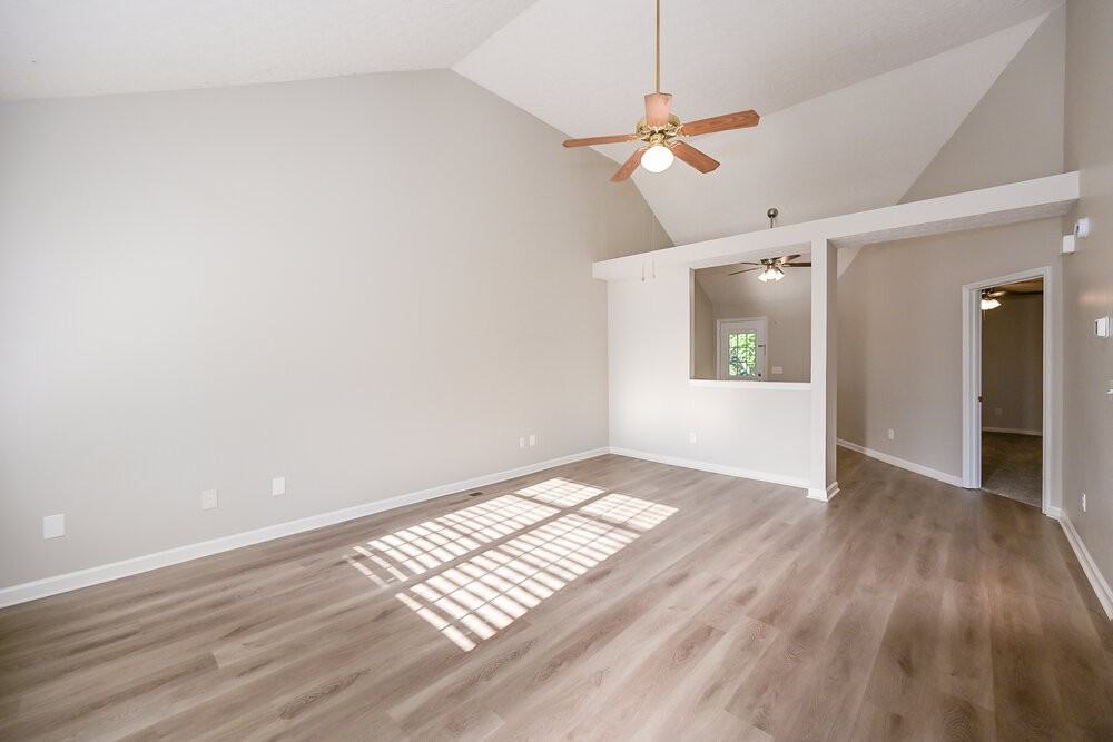1610 Cedar Tree Ln - Photo 3 of 16