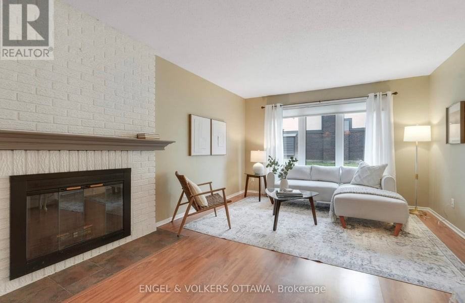 2111 Montréal Rd - Photo 2 of 14