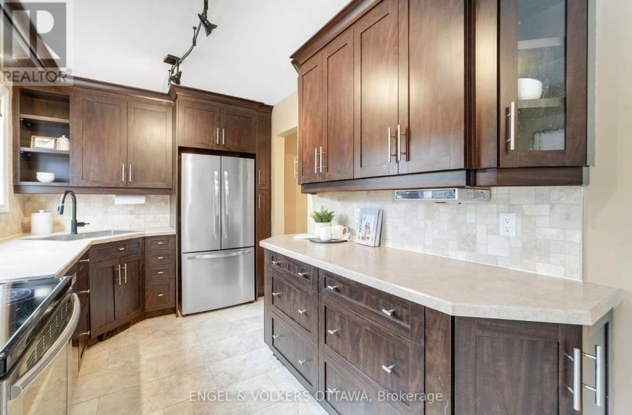 2111 Montréal Rd - Photo 5 of 14