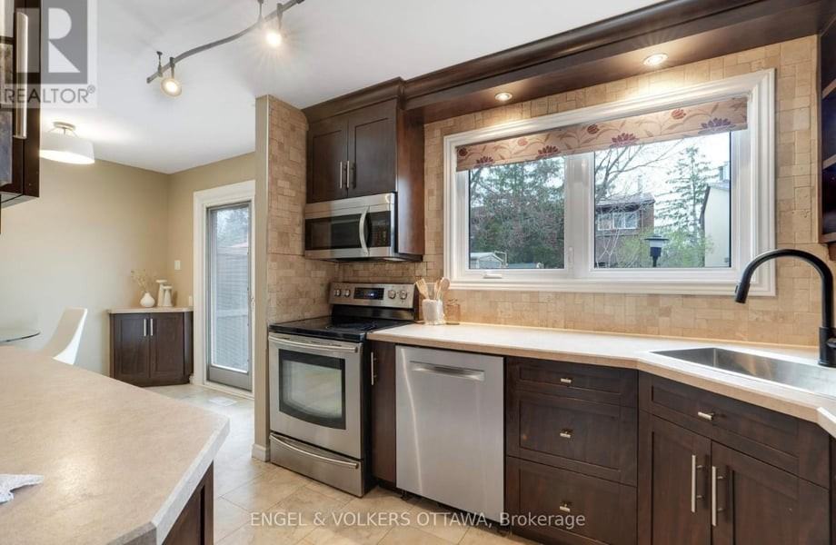 2111 Montréal Rd - Photo 6 of 14