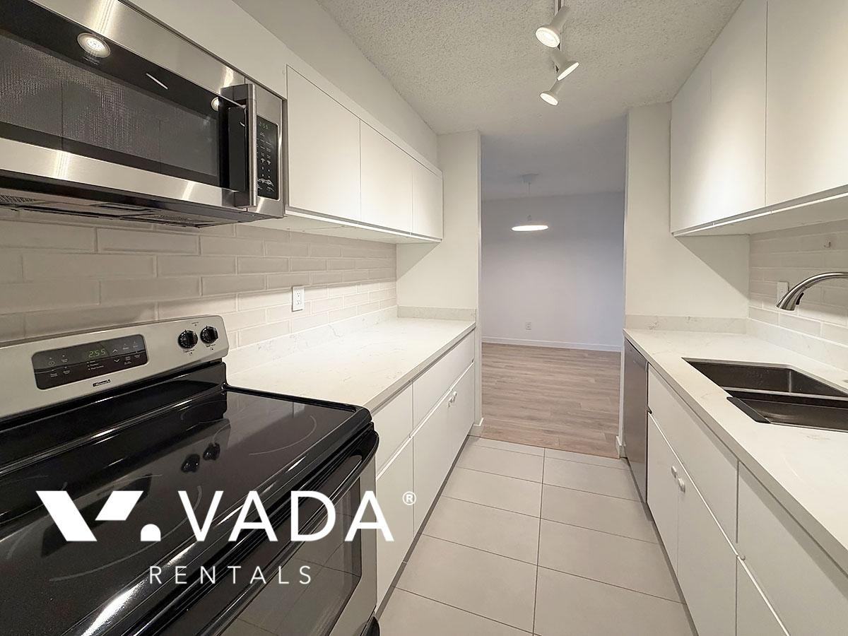 Erickson Tower 1 BR Apt Rental 1605 - Photo 2 of 12