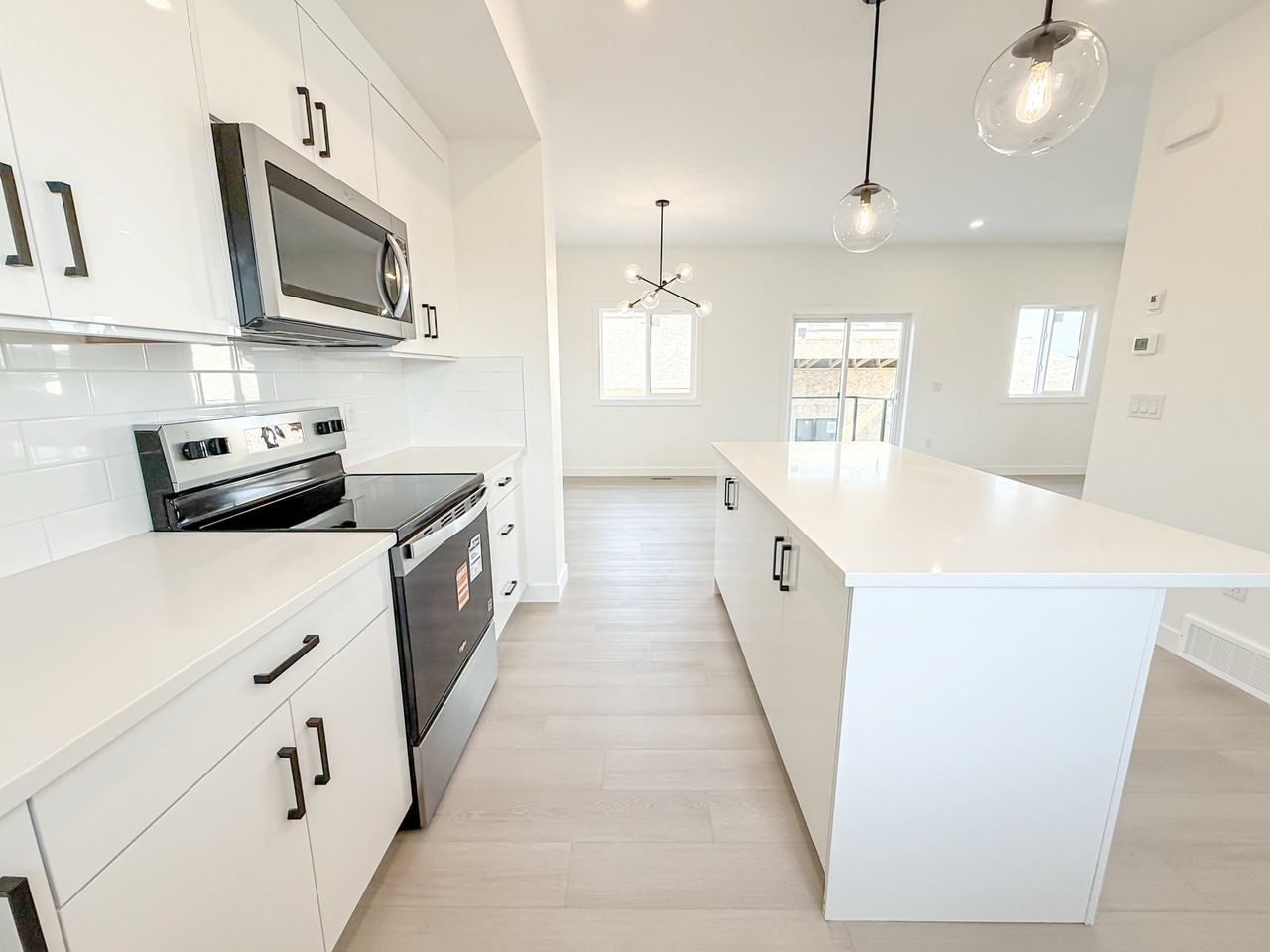 273 Sage Hill Circle NW, Calgary - Photo 4 of 30