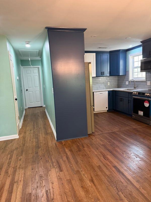 331 Simca St Se - Photo 2 of 6