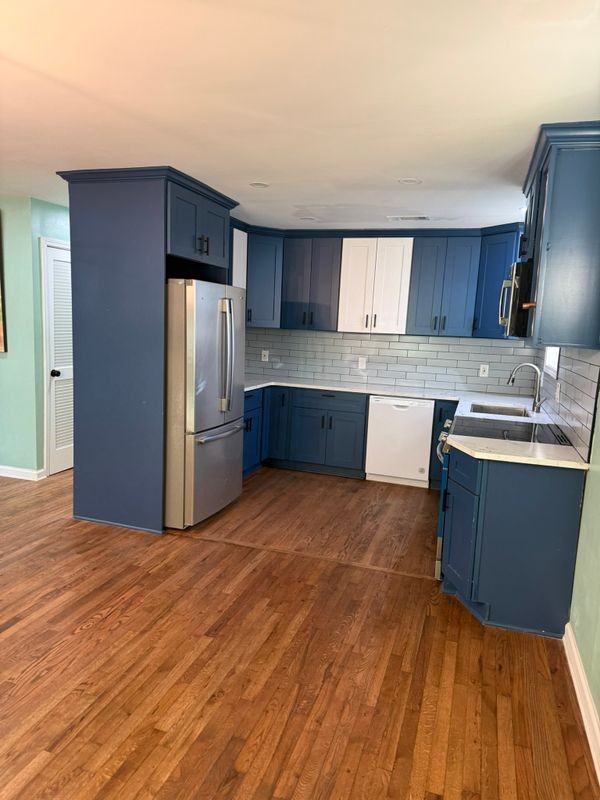 331 Simca St Se - Photo 3 of 6