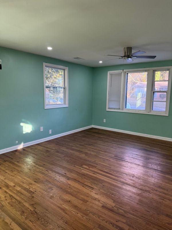 331 Simca St Se - Photo 4 of 6