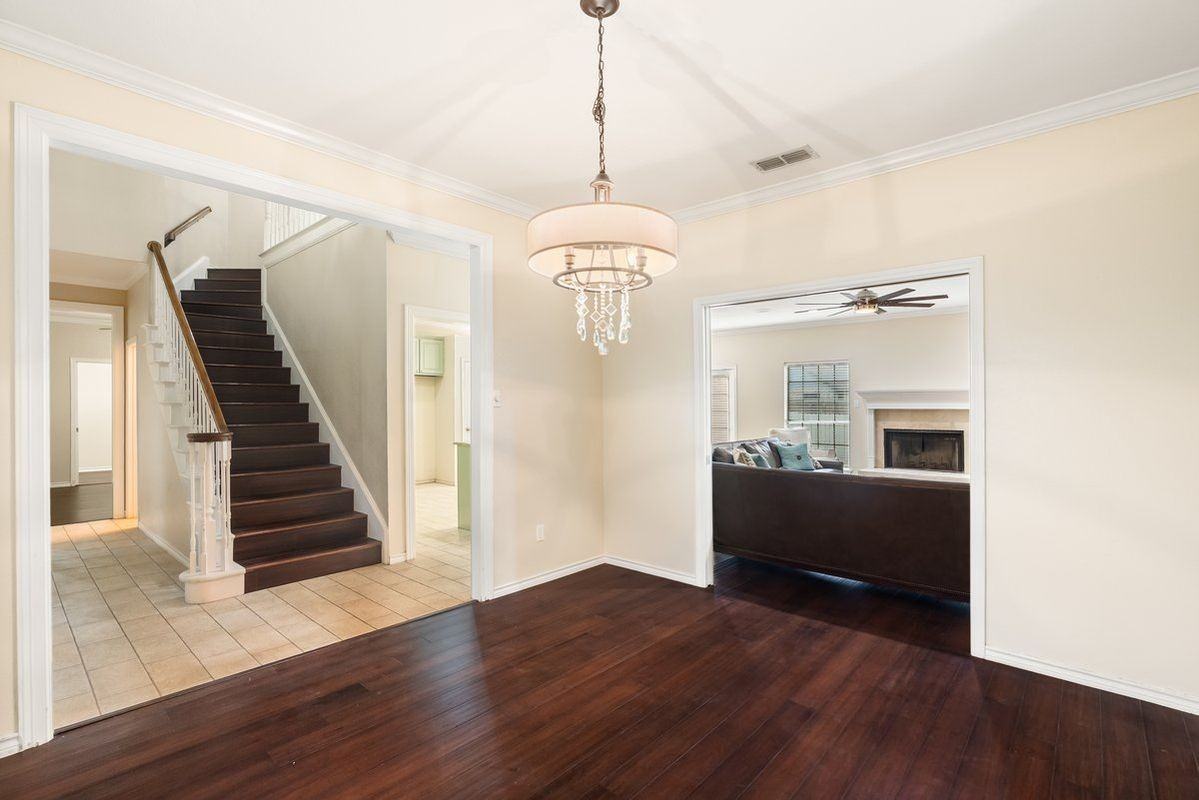 7030 Chiswick Dr - Photo 2 of 17