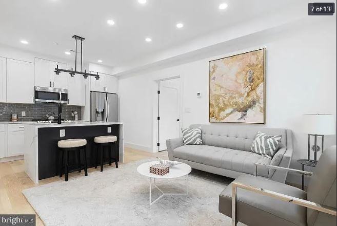 927 Kennedy St Nw ##303 - Photo 7 of 13