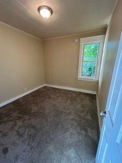 499 Fargo Ave - Photo 6 of 8