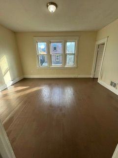 499 Fargo Ave ##Uf - Photo 2 of 7