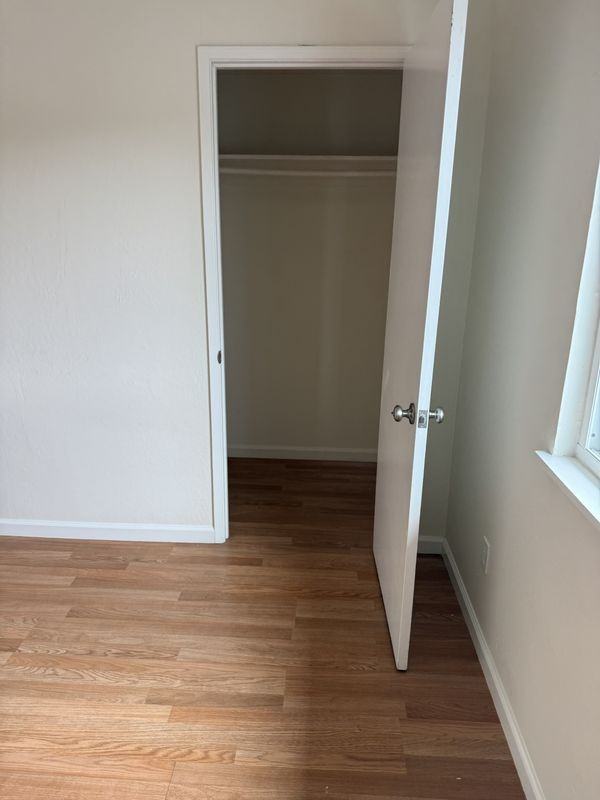 721 Western Ave - Photo 3 of 11