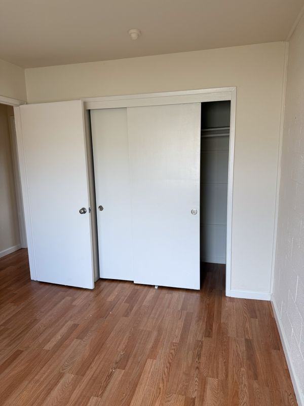 721 Western Ave - Photo 7 of 11