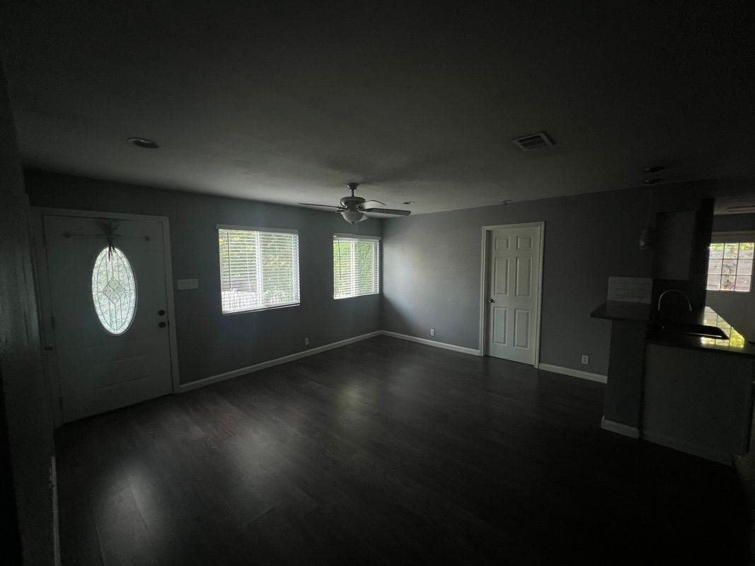 2301 Tern Cir - Photo 3 of 21
