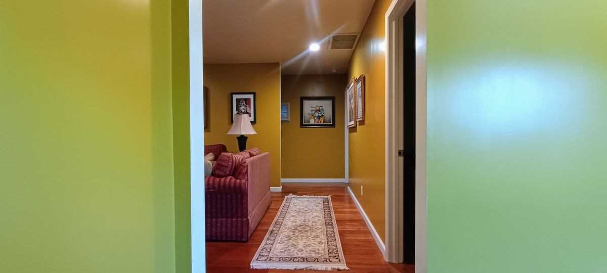 21323 Conradi Ave - Photo 5 of 14