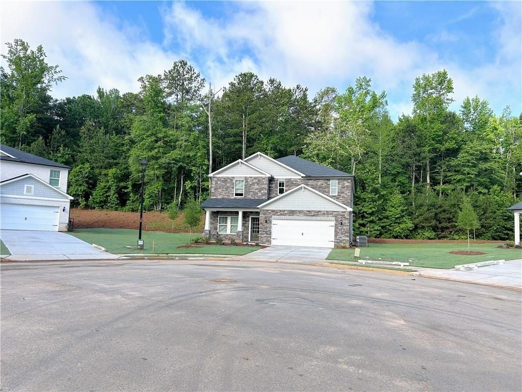 7811 Richmond Trl - Photo 3 of 28