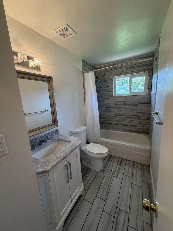7813 Dominion Way - Photo 2 of 7