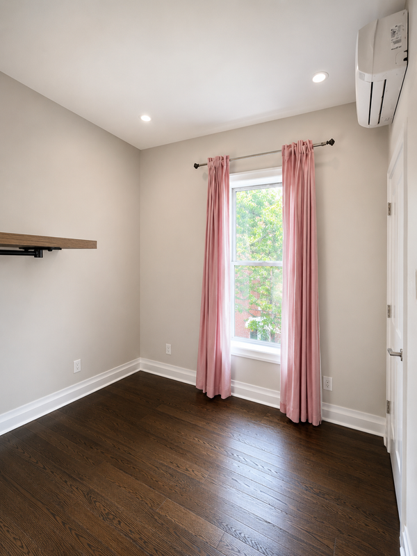 1126 Prospect Pl - Photo 5 of 13