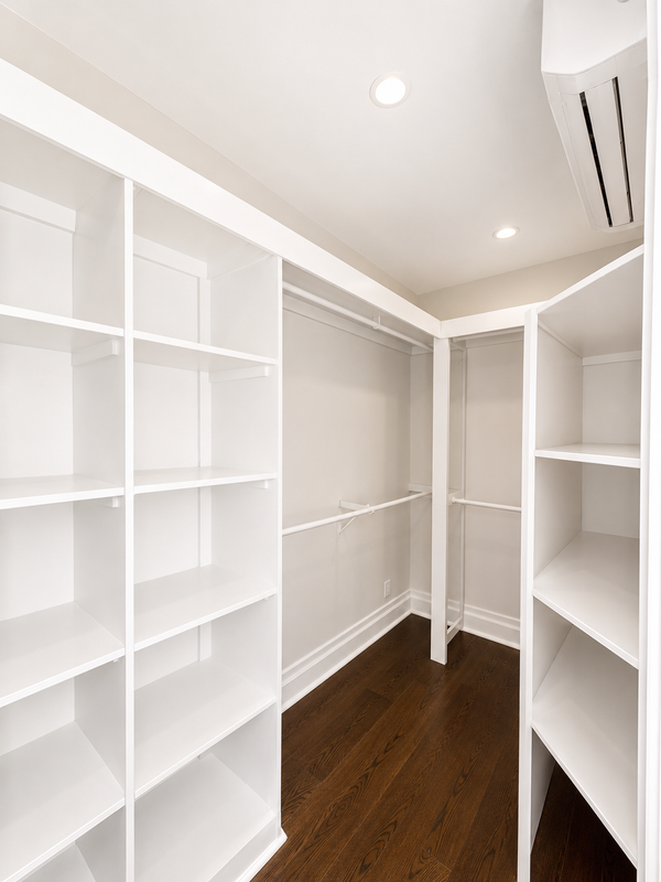 1126 Prospect Pl - Photo 6 of 13