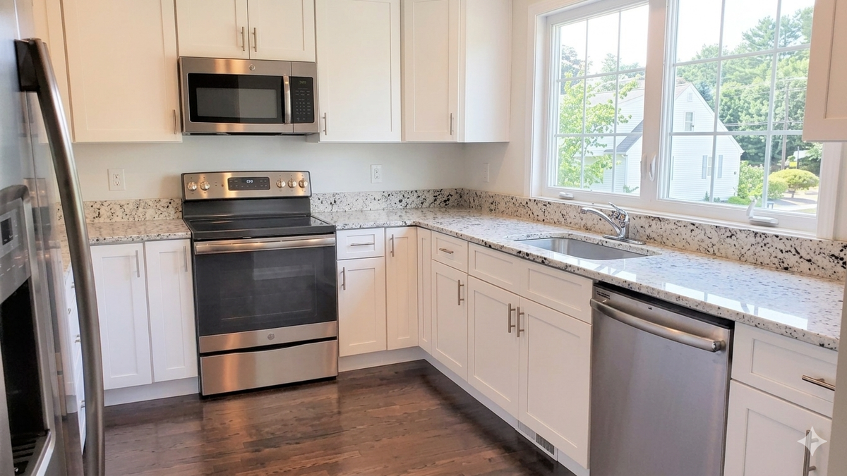 38 Triangle St - Photo 3 of 11