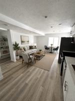 featured image of 1453 W Royal Cloak Dr