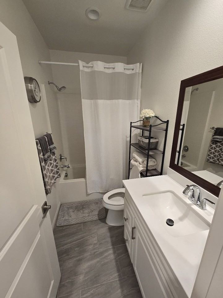 8386 Yosemite St - Photo 6 of 24