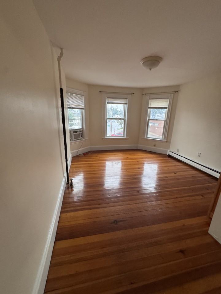 86 Prentiss St. - Photo 5 of 22