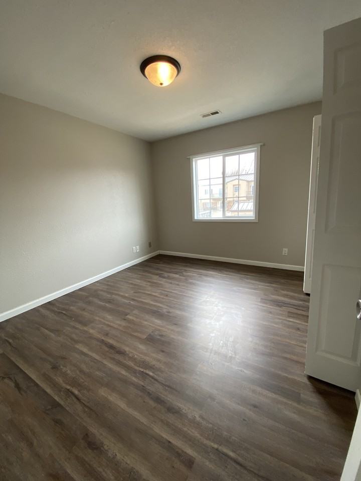 3 27th St #3-118 - Photo 2 of 20