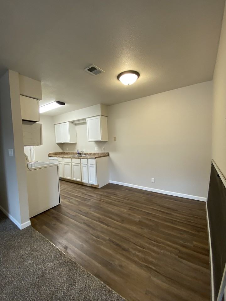3 27th St #3-118 - Photo 4 of 20
