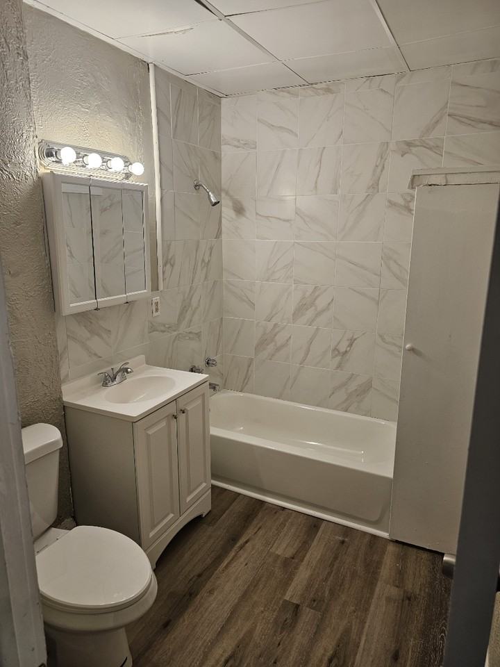 1328 6th Ave - Photo 4 of 10