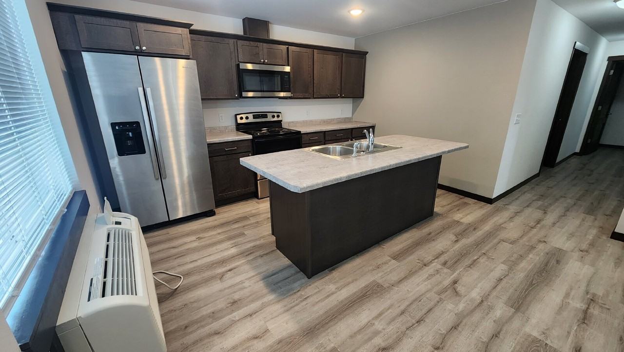 2508 118th St Apt 102 - Photo 5 of 29