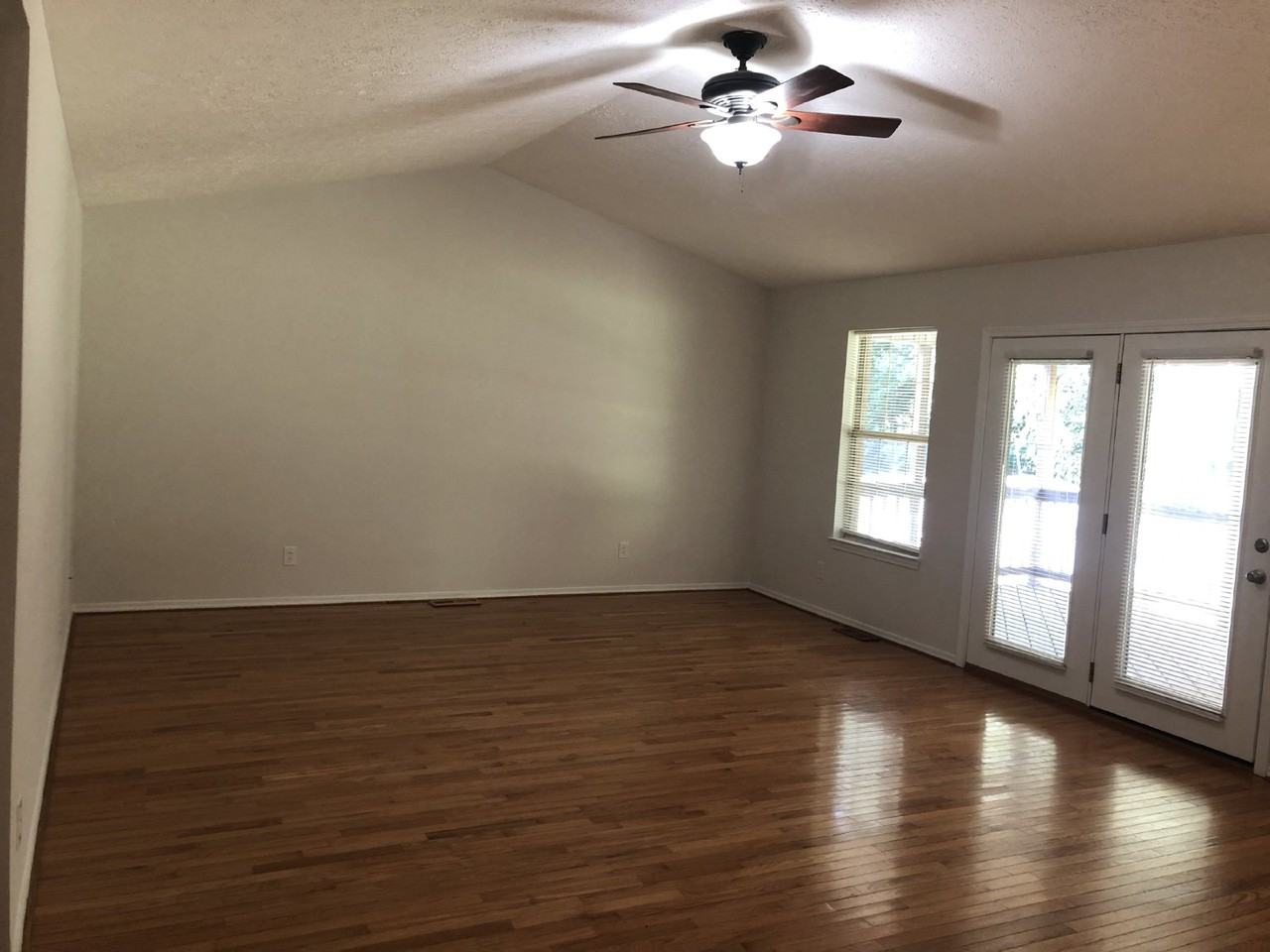 125 Old Qualls Rd - Photo 2 of 11