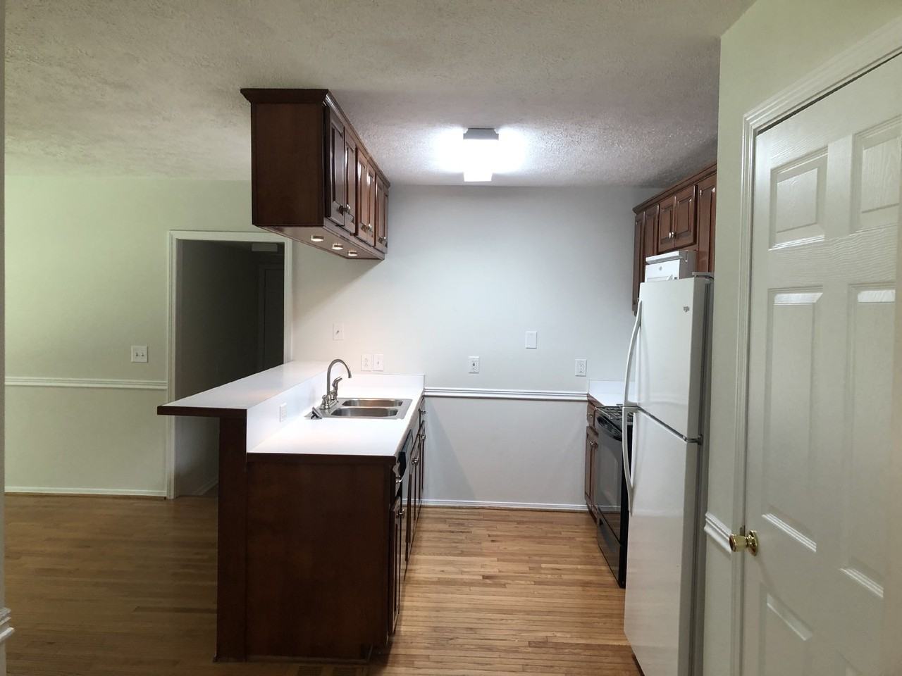 125 Old Qualls Rd - Photo 4 of 11