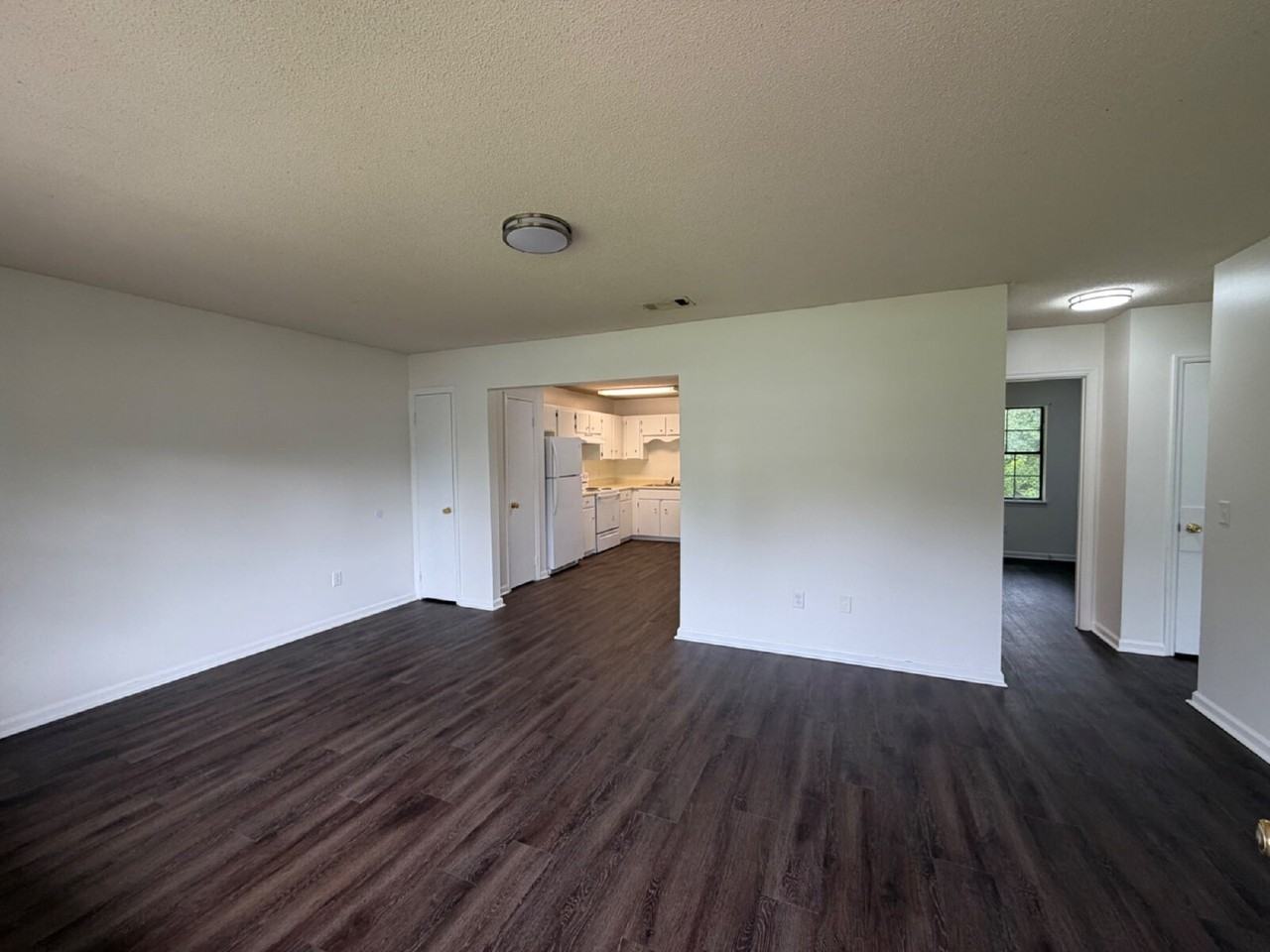 1460 Sunset Blvd Apt 6 - Photo 2 of 17