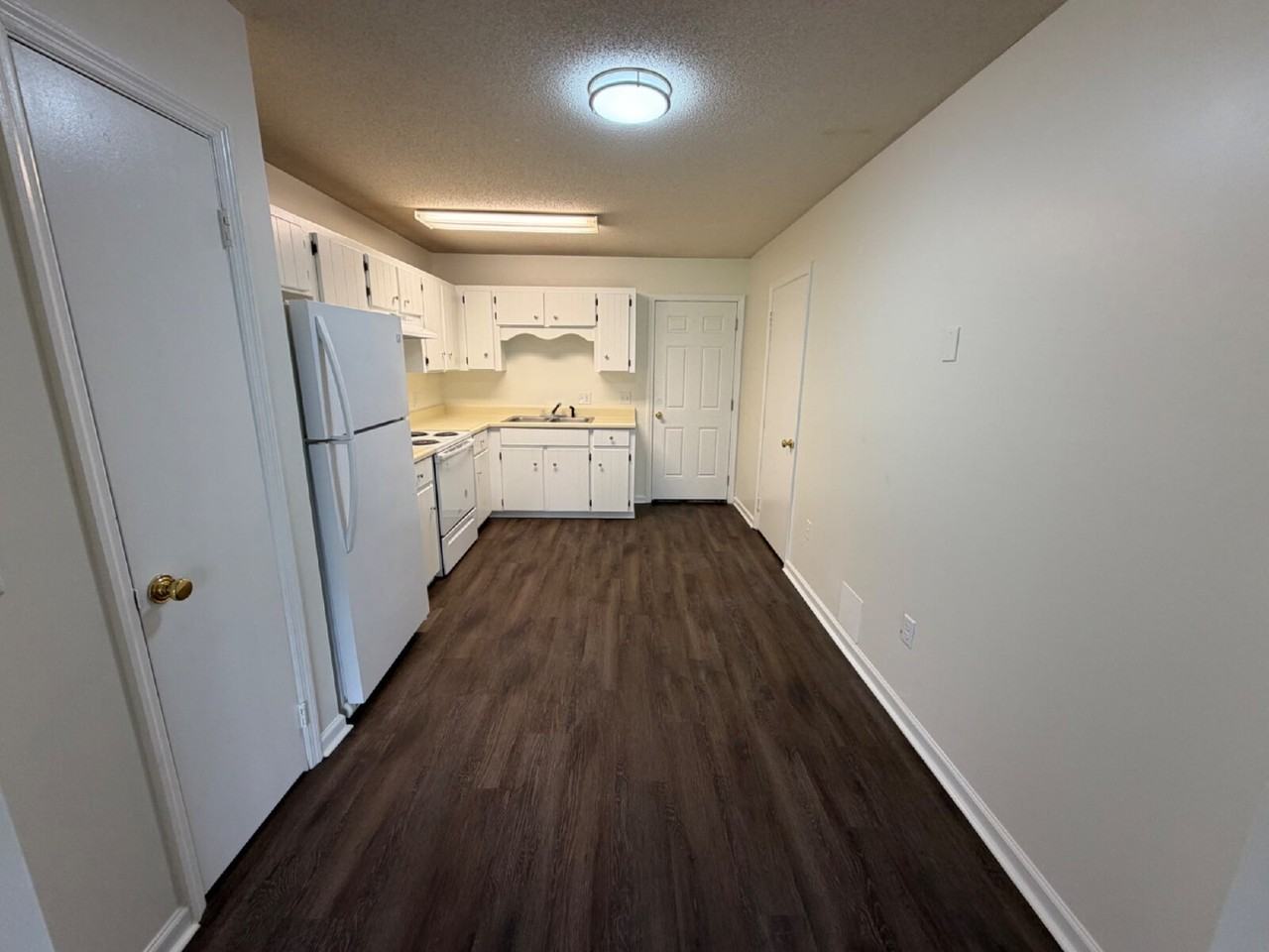 1460 Sunset Blvd Apt 6 - Photo 3 of 17