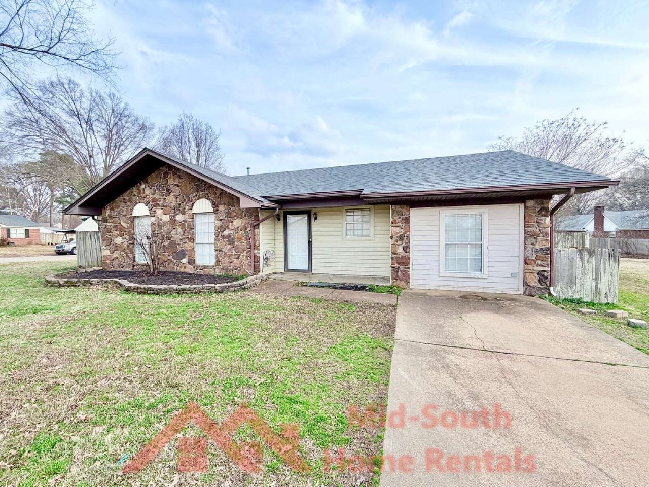 465 Shelton Rd - Photo 3 of 29