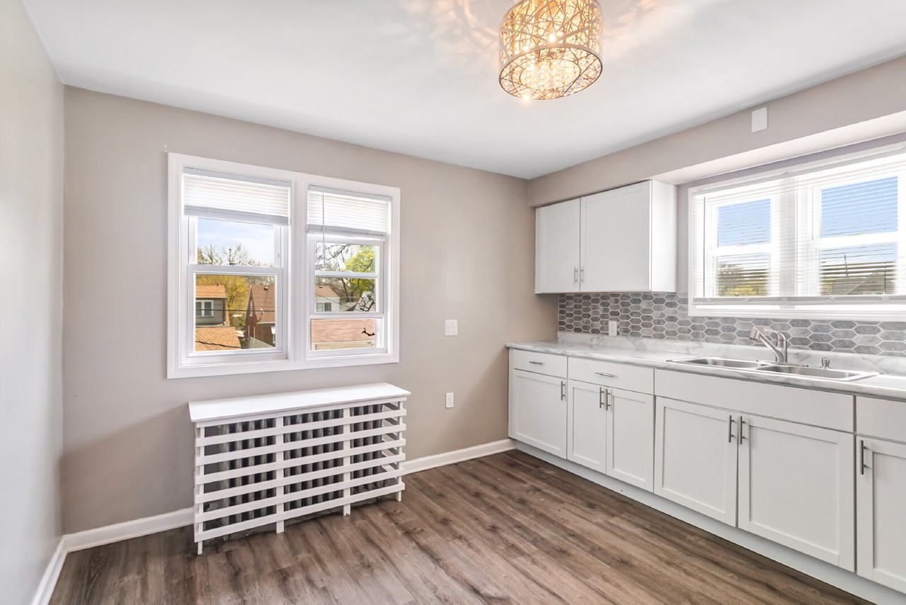 5056 N 25th St - Photo 2 of 15