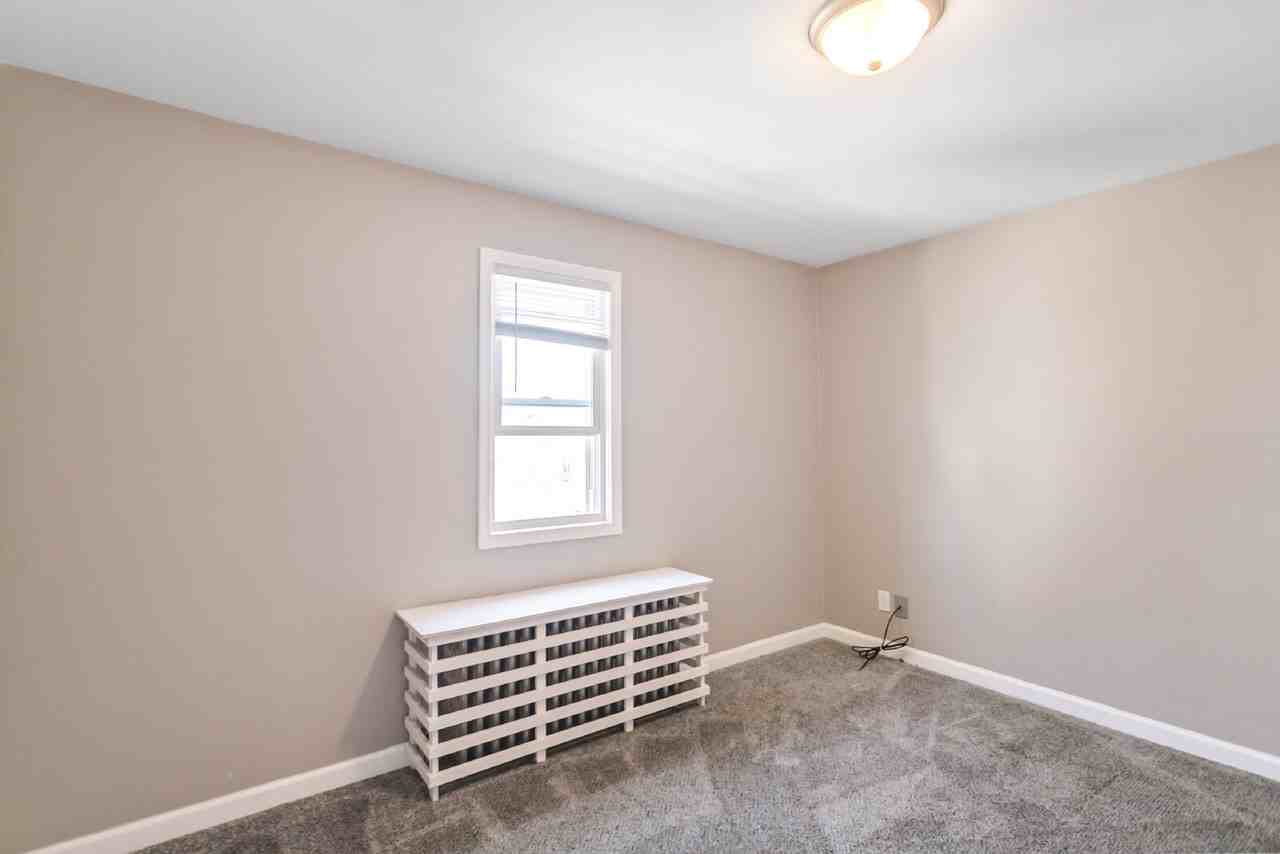 5056 N 25th St - Photo 4 of 15