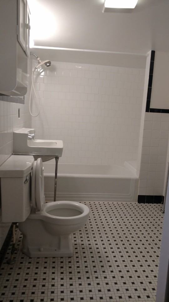23630 Woodfield Rd - Photo 4 of 24