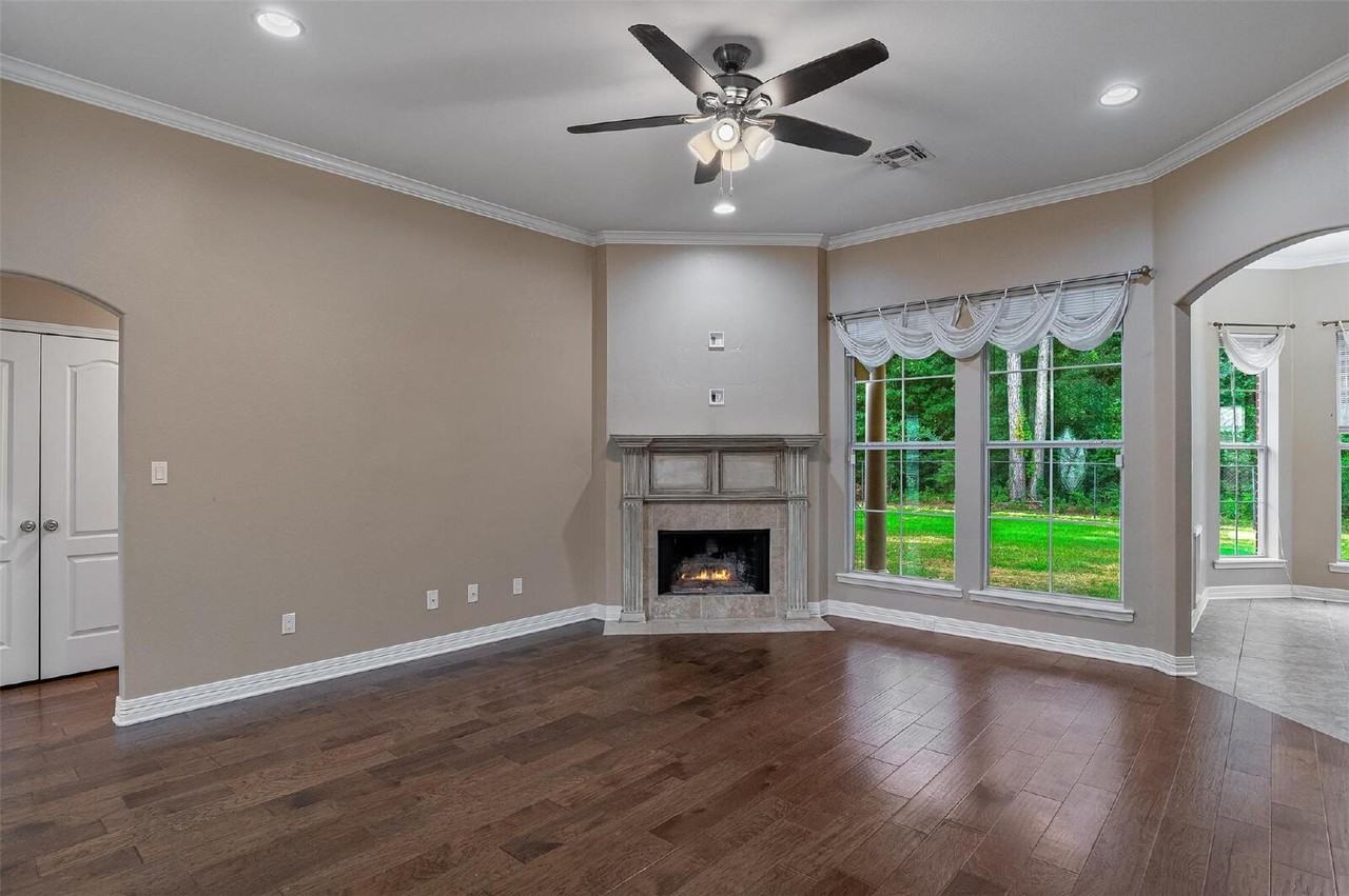 133 Lone Oak St - Photo 5 of 20