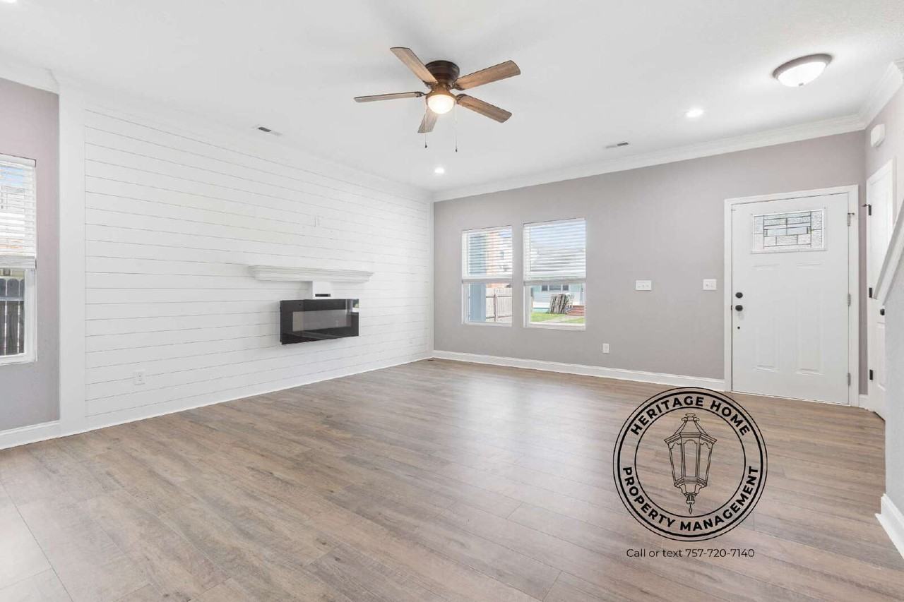 532 Harriett St - Photo 5 of 26
