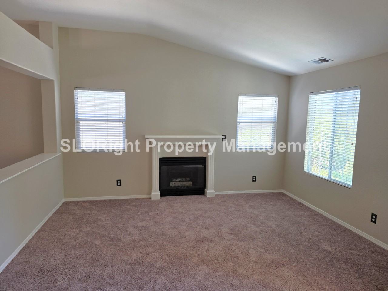 903 Running Stag Way - Photo 4 of 22
